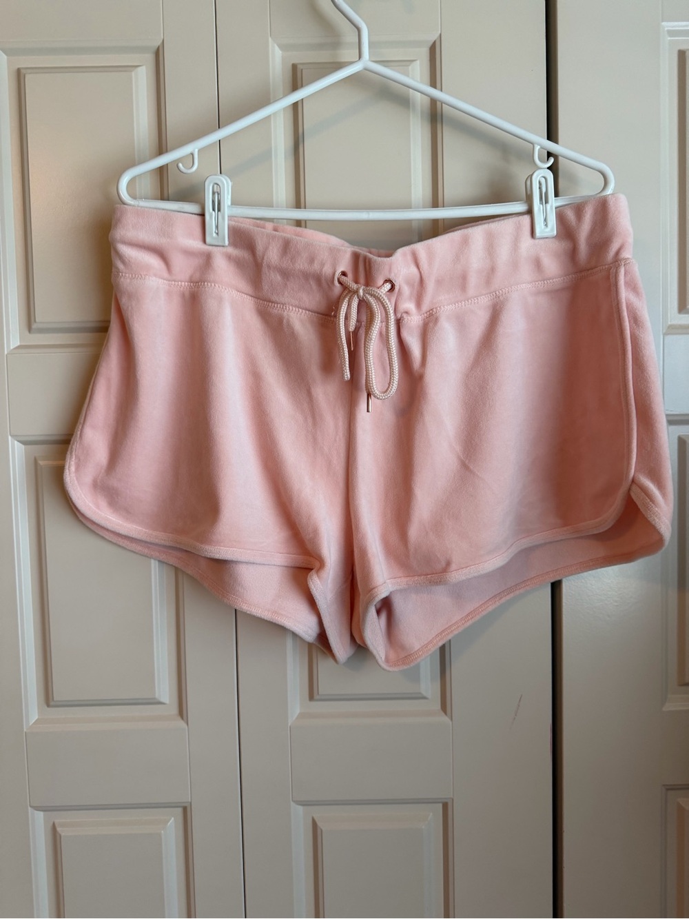 H&M Pink Velour shorts Large
